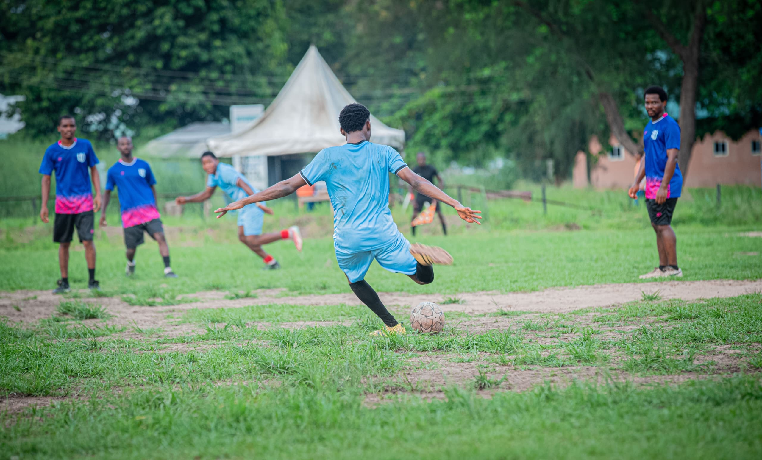 NAAKIMS Worldwide Football 6